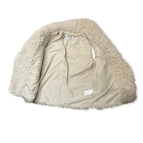 BB Dakota by Steve Madden Cream Faux Fur Vest EUC Bohemian Coastal Soft Floof - Picture 2 of 11